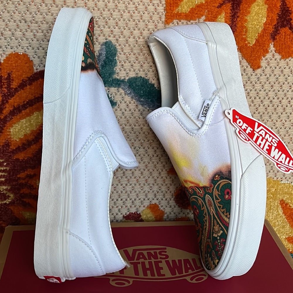Vans Classic Slip On Big Reveal True White/Paisley Men’s sneakers - Picture 12 of 16